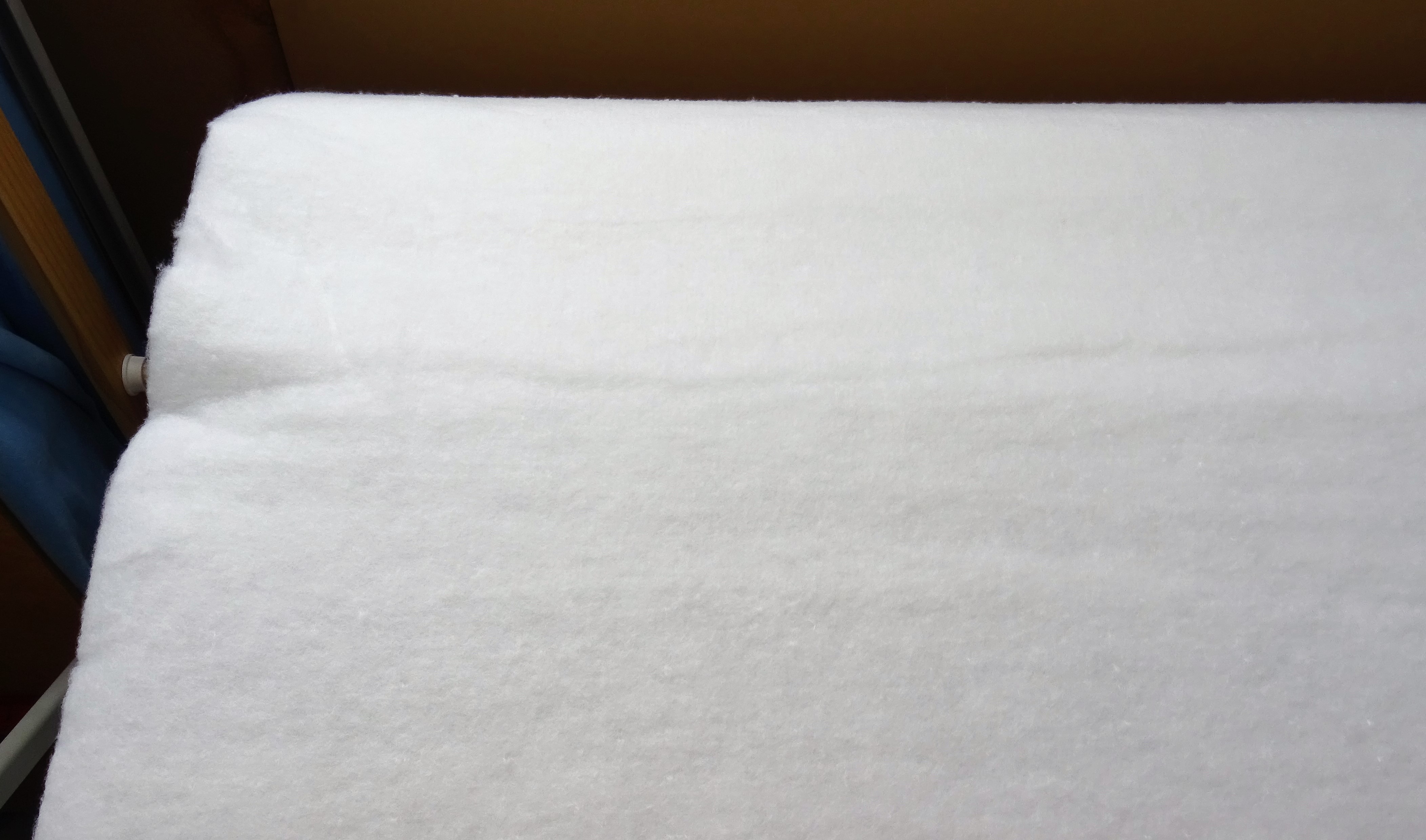 Dacron Polyester Wadding 305gsm 12.99 Per mt 150cm Wide Moreland Fabrics