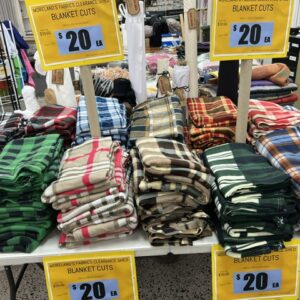 Blanket Cuts -Edged - 12 Coloured Tartans Available